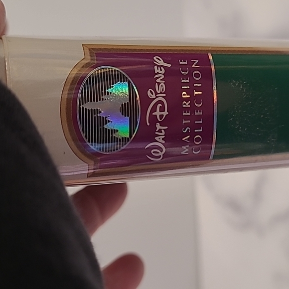 Walt Disney's Masterpiece Snow White and the Seven Dwarfs VHS Video #1524 - Picture 12 of 15